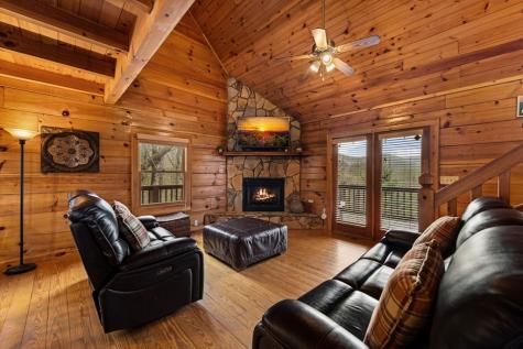 890 Brittney Drive Blue Ridge GA 30513