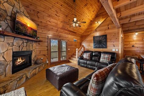 890 Brittney Drive Blue Ridge GA 30513