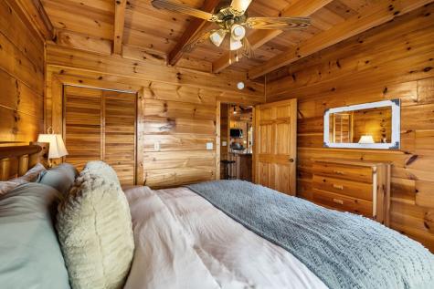 890 Brittney Drive Blue Ridge GA 30513