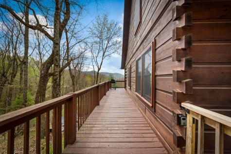 890 Brittney Drive Blue Ridge GA 30513