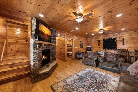890 Brittney Drive Blue Ridge GA 30513