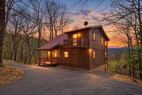 890 Brittney Drive Blue Ridge GA 30513