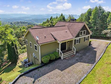 575 Longview Drive Hayesville NC 28904