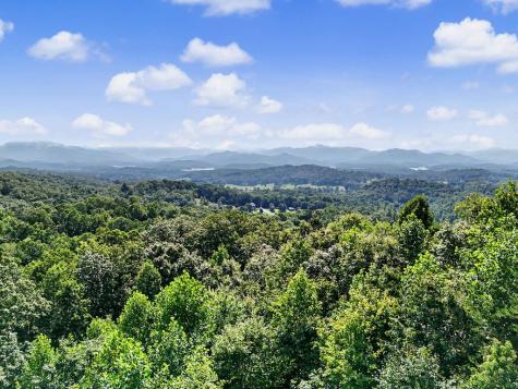 575 Longview Drive Hayesville NC 28904