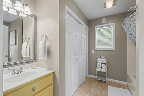 2255 Thunder Oak Young Harris GA 30582