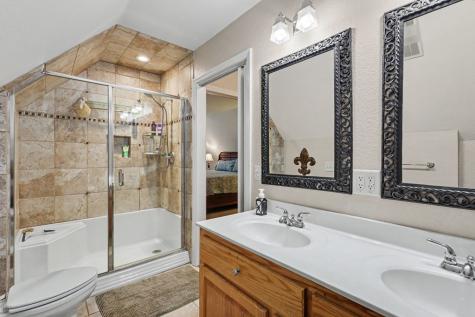 2255 Thunder Oak Young Harris GA 30582