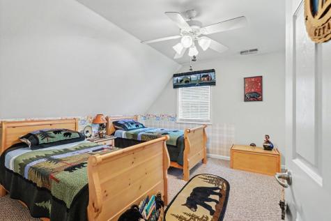 2255 Thunder Oak Young Harris GA 30582