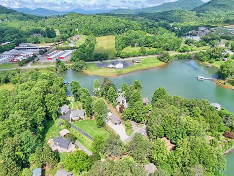 2255 Thunder Oak Young Harris GA 30582
