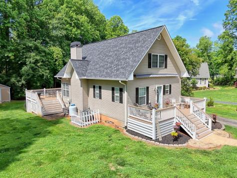 2255 Thunder Oak Young Harris GA 30582