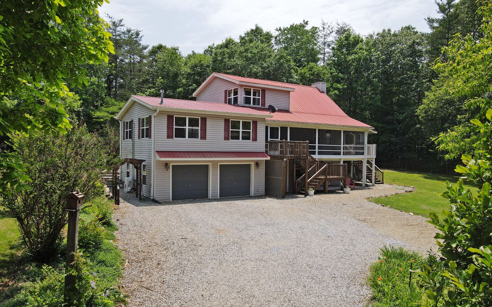 195 Long Drive Blairsville GA 30512