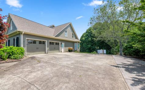 324 Ridgemont Drive Ellijay GA 30536
