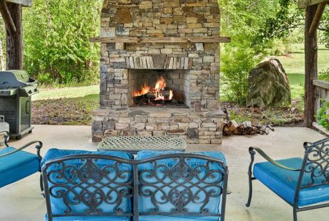 275 Bell Creek Cove Road Hiawassee GA 30546