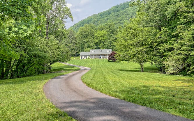 392 Old Homestead Lane Hayesville NC 28904