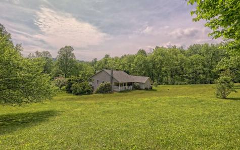 392 Old Homestead Lane Hayesville NC 28904