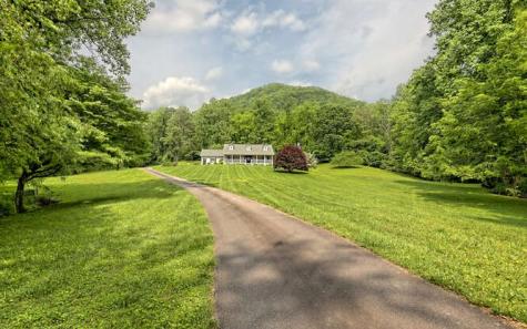 392 Old Homestead Lane Hayesville NC 28904