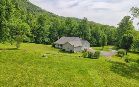 392 Old Homestead Lane Hayesville NC 28904