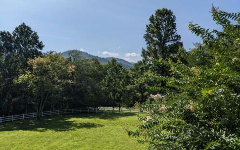 5345 Tusquittee Road Hayesville NC 28904