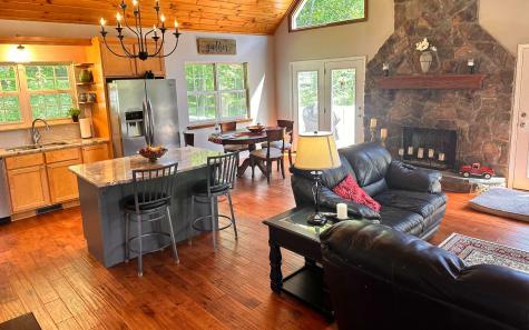 5345 Tusquittee Road Hayesville NC 28904