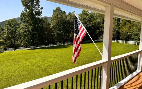 5345 Tusquittee Road Hayesville NC 28904