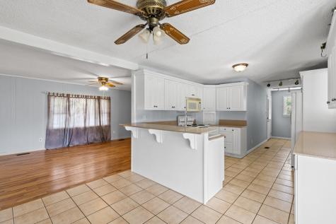 111 Briggs Street Mccaysville GA 30555