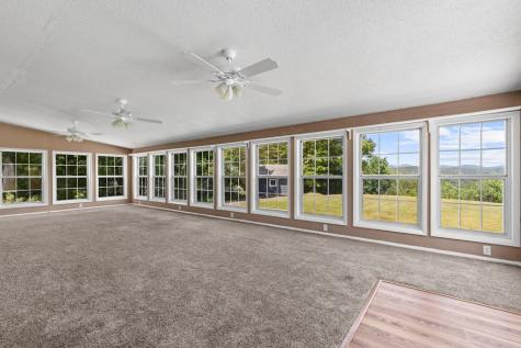 111 Briggs Street Mccaysville GA 30555