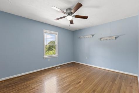 111 Briggs Street Mccaysville GA 30555