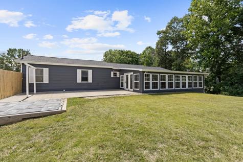 111 Briggs Street Mccaysville GA 30555