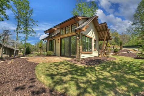 HC15 Old Toccoa Loop Mineral Bluff GA 30559