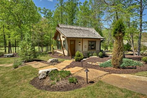 HC15 Old Toccoa Loop Mineral Bluff GA 30559