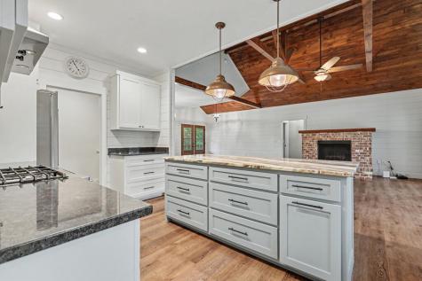 648 Crestwood Drive Blairsville GA 30512
