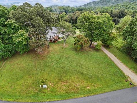648 Crestwood Drive Blairsville GA 30512