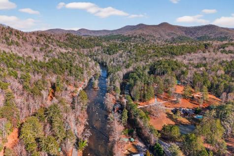 24 Ernest Alta Circle Blue Ridge GA 30513