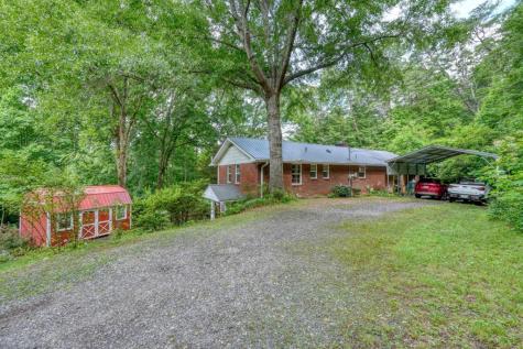 5127 Mineral Springs Road Young Harris GA 30582