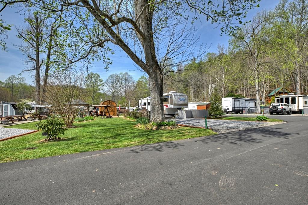 101/113 Twin Creeks Road Blairsville GA 30512