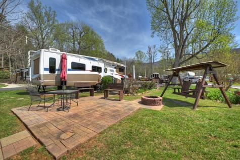 101/113 Twin Creeks Road Blairsville GA 30512