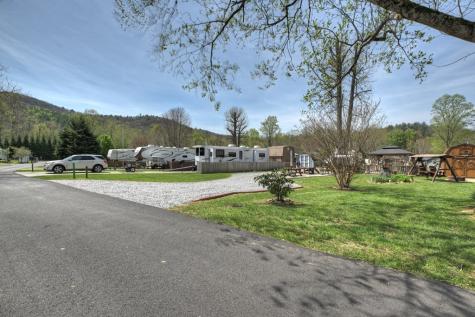 101/113 Twin Creeks Road Blairsville GA 30512