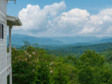 82 Jay Bird Way Hayesville NC 28904