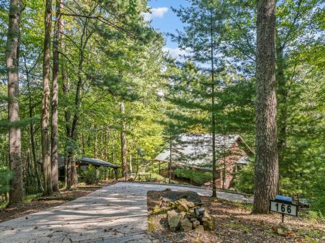 166 Walnut Mountain Court Ellijay GA 30536