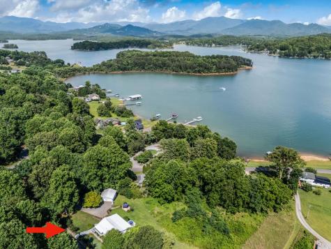 1938 Lakeview Summit Drive Young Harris GA 30582