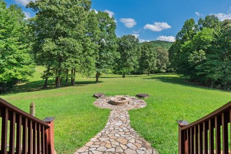 196 Creek Camp Road Ellijay GA 30536