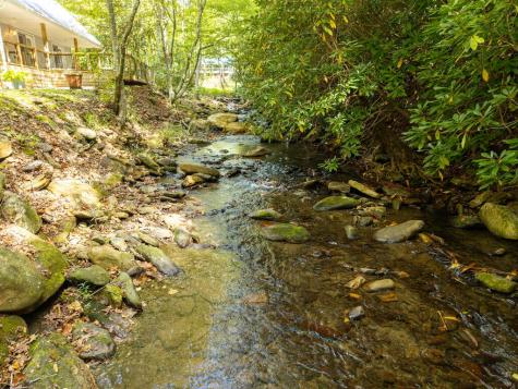 39 Crossover Lane Hayesville NC 28904