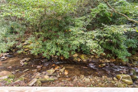 39 Crossover Lane Hayesville NC 28904