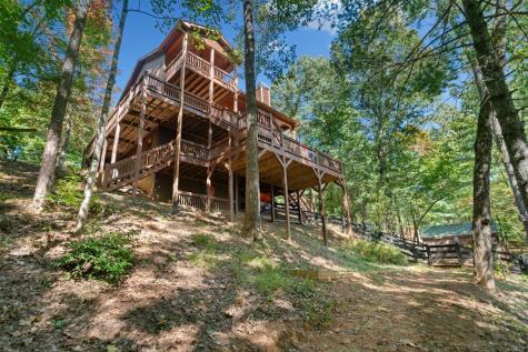 120 Trails End Ridge Ellijay GA 30540
