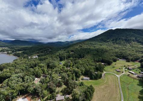 858 Old Forge Estates Hiawassee GA 30546