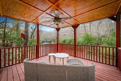120 North Riverview Lane Ellijay GA 30536