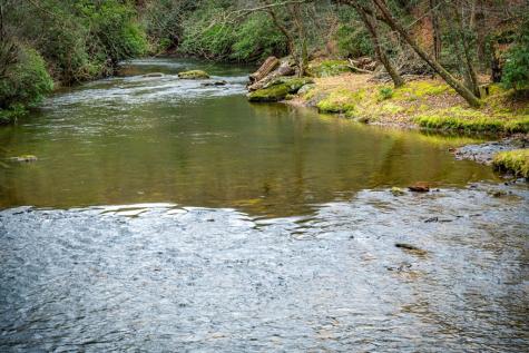 120 North Riverview Lane Ellijay GA 30536