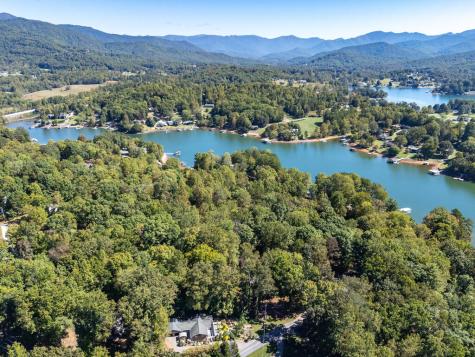 731 Walker Point Road Hayesville NC 28904