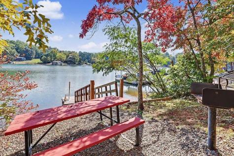 731 Walker Point Road Hayesville NC 28904