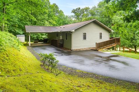 3318 Old Hwy 64e Hayesville NC 28904