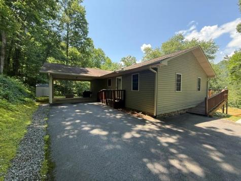 3318 Old Hwy 64e Hayesville NC 28904